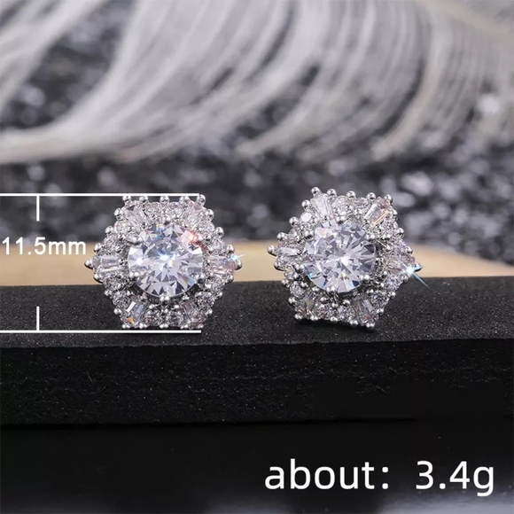 New Silver Geometric Round Diamond Stud Earrings - Picture 2 of 3